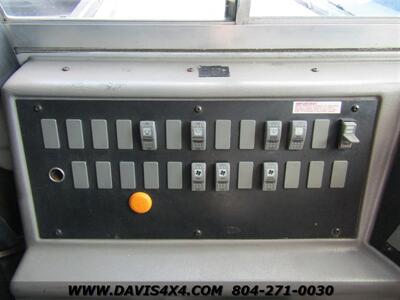 2004 Freightliner Chassis Passenger Van/School Bus   - Photo 16 - North Chesterfield, VA 23237