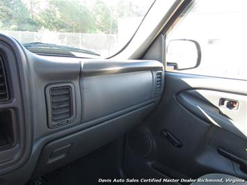 2007 Chevrolet Silverado 1500 Classic 4X4 Manual Regular Cab Short Bed   - Photo 19 - North Chesterfield, VA 23237