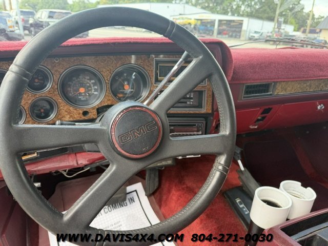 1990 GMC Suburban V1500 Squarebody - Photo 12 - North Chesterfield, VA 23237