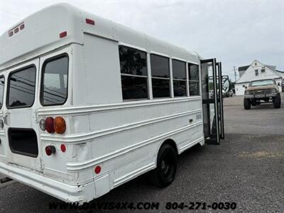 2003 CHEVROLET Express 3500 Mini Bus   - Photo 7 - North Chesterfield, VA 23237