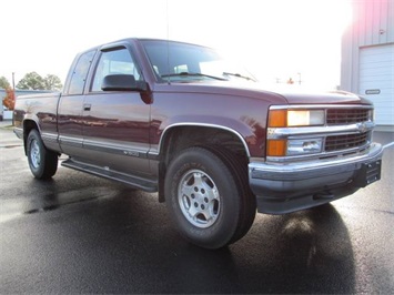 1998 Chevrolet K1500 Cheyenne (SOLD)   - Photo 3 - North Chesterfield, VA 23237