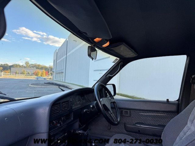 1991 Toyota Hilux 4WD Diesel – Right-Hand Drive   - Photo 21 - North Chesterfield, VA 23237