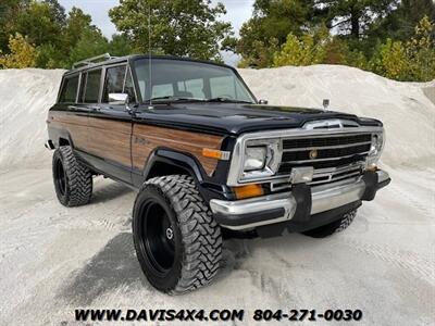 1989 Jeep Grand Wagoneer V8 4x4 lifted SUV  