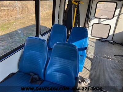 2006 Ford E-350 Superduty Econoline Passenger Carrying Handicap  Equipped Bus - Photo 12 - North Chesterfield, VA 23237