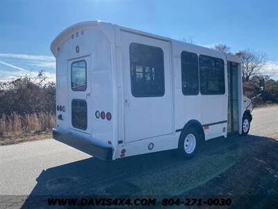 2006 Ford E-350 Superduty Econoline Passenger Carrying Handicap  Equipped Bus - Photo 4 - North Chesterfield, VA 23237