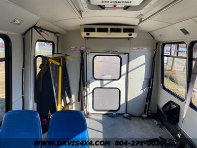 2006 Ford E-350 Superduty Econoline Passenger Carrying Handicap  Equipped Bus - Photo 13 - North Chesterfield, VA 23237