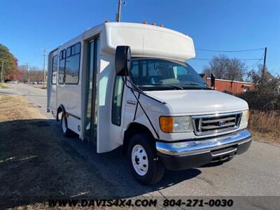 2006 Ford E-350 Superduty Econoline Passenger Carrying Handicap  Equipped Bus - Photo 3 - North Chesterfield, VA 23237