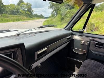 1987 GMC R/V 3500 Series 1 Ton Squarebody Pick Up Truck   - Photo 19 - North Chesterfield, VA 23237