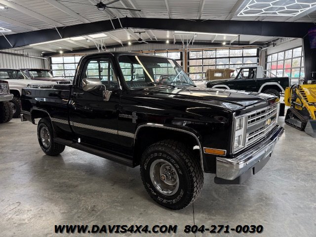 1987 Chevrolet K-10 V10 - Photo 5 - North Chesterfield, VA 23237