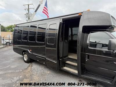 2005 Ford E-350 Shuttle/Party Event Van Bus   - Photo 19 - North Chesterfield, VA 23237