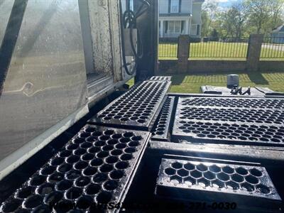 2004 Kalmar Ottawa YT30  Moving Truck - Photo 12 - North Chesterfield, VA 23237