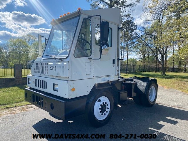2004 Kalmar Ottawa YT30  Moving Truck - Photo 1 - North Chesterfield, VA 23237