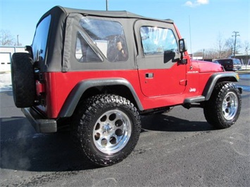 1999 Jeep Wrangler SE (SOLD)   - Photo 4 - North Chesterfield, VA 23237