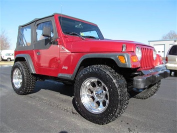 1999 Jeep Wrangler SE (SOLD)   - Photo 2 - North Chesterfield, VA 23237