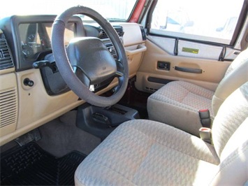 1999 Jeep Wrangler SE (SOLD)   - Photo 9 - North Chesterfield, VA 23237