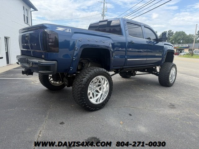 2016 GMC Sierra 2500 Denali Lifted 4x4 - Photo 6 - North Chesterfield, VA 23237