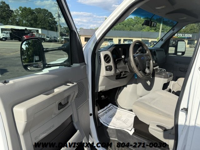 2022 FORD E-450 Utility/Box Van - Photo 11 - North Chesterfield, VA 23237