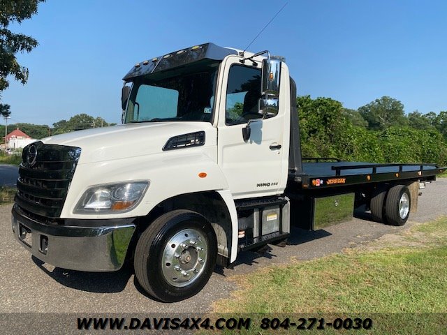 2018 Hino Tow Truck Diesel Rollback/Wrecker Two Car Carrier Tow Truck - Photo 1 - North Chesterfield, VA 23237