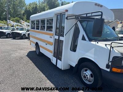 2007 GMC Savana 3500 Mini Bus   - Photo 2 - North Chesterfield, VA 23237