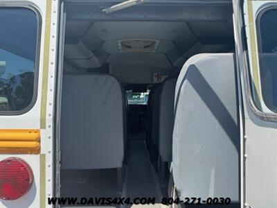 2007 GMC Savana 3500 Mini Bus   - Photo 4 - North Chesterfield, VA 23237