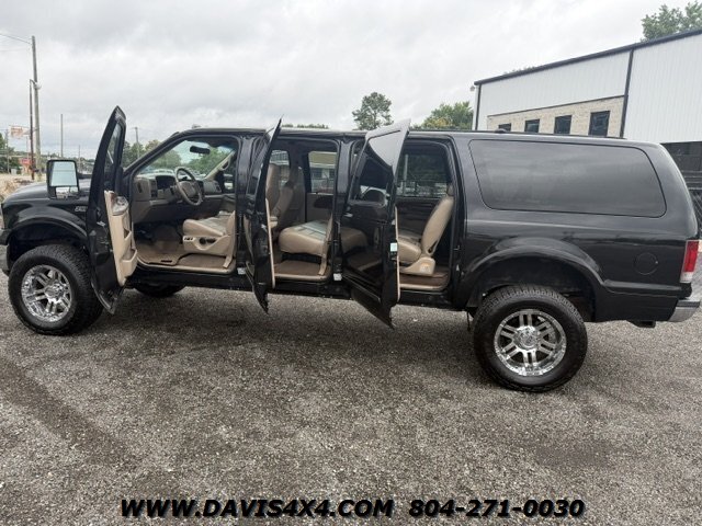 2002 Ford Excursion Lariat 6 Door Custom 4x4 - Photo 9 - North Chesterfield, VA 23237