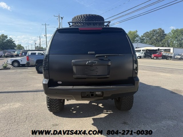 2013 Chevrolet Suburban LT Lifted 4x4 - Photo 4 - North Chesterfield, VA 23237