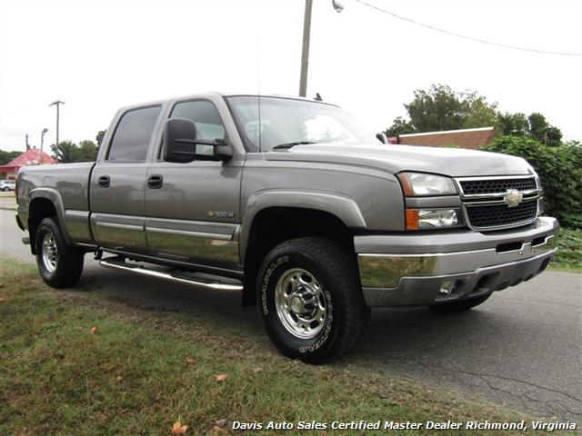 2006 Chevrolet Silverado 1500 LT1 4dr Crew Cab Short Bed 4x4