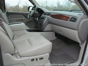 2011 GMC Sierra 3500 HD SLT DRW Crew Cab Long Bed   - Photo 13 - North Chesterfield, VA 23237