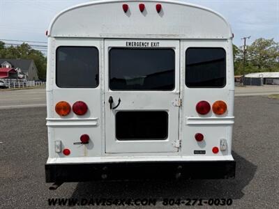 2005 CHEVROLET Express Passenger Bus   - Photo 4 - North Chesterfield, VA 23237