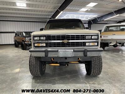 1991 Chevrolet Suburban V1500   - Photo 2 - North Chesterfield, VA 23237