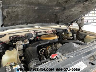 1991 Chevrolet Suburban Silverado V1500 Lifted 4x4 Squarebody   - Photo 11 - North Chesterfield, VA 23237