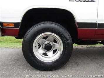 1989 Dodge Ramcharger 100 2dr 4x4   - Photo 10 - North Chesterfield, VA 23237