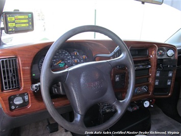 2005 GMC Top Kick   - Photo 28 - North Chesterfield, VA 23237