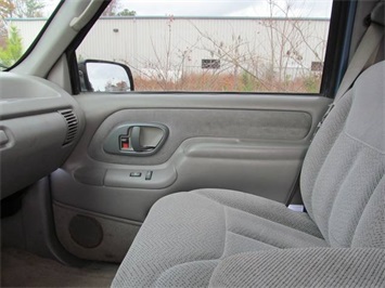 1995 Chevrolet Tahoe LS (SOLD)   - Photo 13 - North Chesterfield, VA 23237