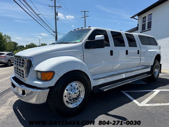 2000 Ford F-650 6 Door Custom Stretched Diesel Monster - Photo 1 - North Chesterfield, VA 23237
