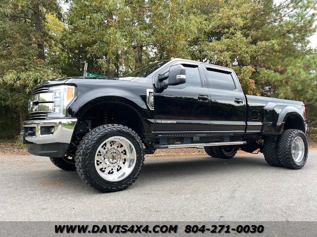 2018 Ford F-350 Lariat Crew Cab 4x4 Lifted Dually Diesel