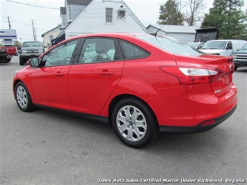 2012 Ford Focus SE   - Photo 3 - North Chesterfield, VA 23237