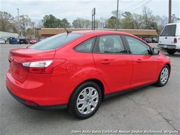 2012 Ford Focus SE   - Photo 6 - North Chesterfield, VA 23237