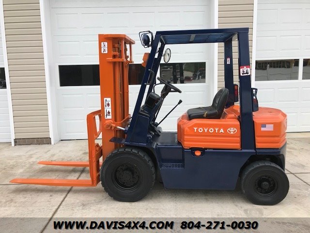 2010 Toyota Forklift Forklift Two Speed With Gas Engine