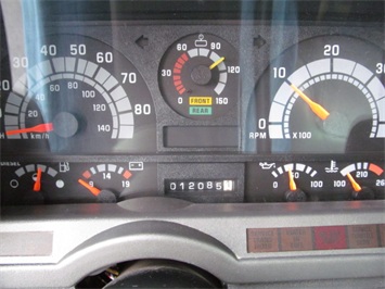 1999 GMC Top Kick (SOLD)   - Photo 5 - North Chesterfield, VA 23237