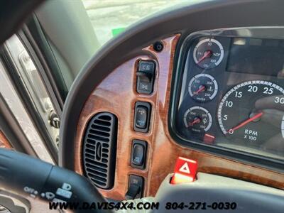2004 Freightliner Sport Chassis M2   - Photo 14 - North Chesterfield, VA 23237
