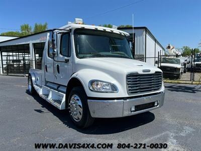2004 Freightliner Sport Chassis M2   - Photo 2 - North Chesterfield, VA 23237