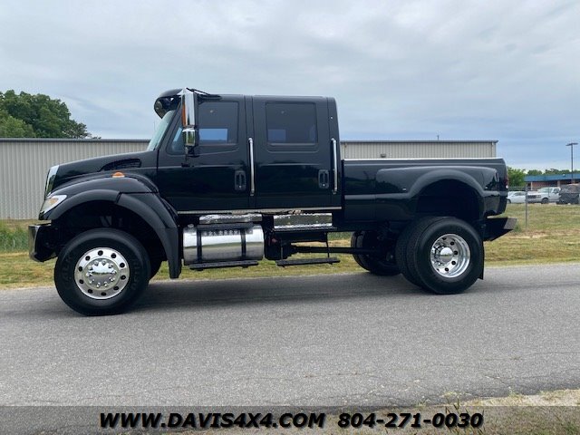 2005 INTERNATIONAL Navistar Cxt 7300 Series 4x4 Diesel Super Truck