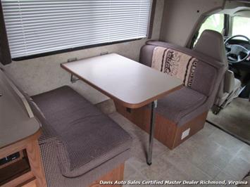 2004 Chevrolet 3500 Dutchman Camper Motor Home RV M28A DRW Gas   - Photo 20 - North Chesterfield, VA 23237