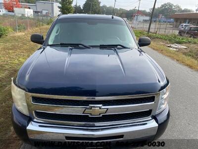 2009 Chevrolet Silverado 1500 LT Crew Cab Short Bed Pickup   - Photo 2 - North Chesterfield, VA 23237