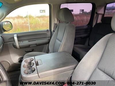 2009 Chevrolet Silverado 1500 LT Crew Cab Short Bed Pickup   - Photo 9 - North Chesterfield, VA 23237