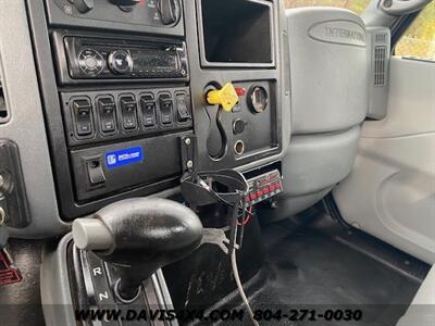 2005 INTERNATIONAL 4300 Flatbed Tow Truck Rollback Wrecker   - Photo 13 - North Chesterfield, VA 23237