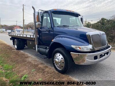 2005 INTERNATIONAL 4300 Flatbed Tow Truck Rollback Wrecker   - Photo 3 - North Chesterfield, VA 23237