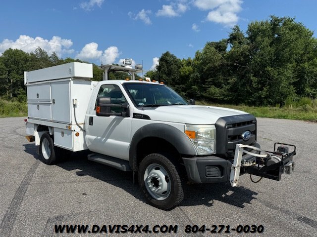 2012 Ford F-550 Utility 4x4 Superduty Work Truck - Photo 1 - North Chesterfield, VA 23237