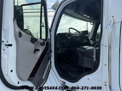 2015 Freightliner M2 112 Western Hauler - Photo 10 - North Chesterfield, VA 23237